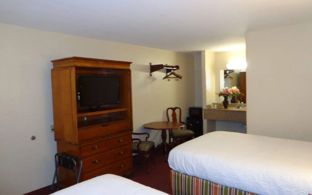 Economy Inn Express Warren