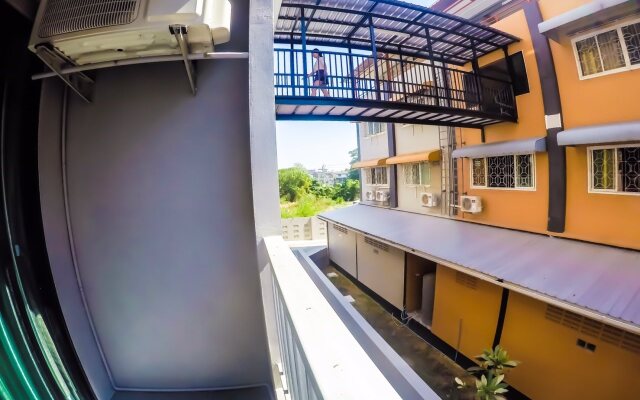 Nuanchan Apartment