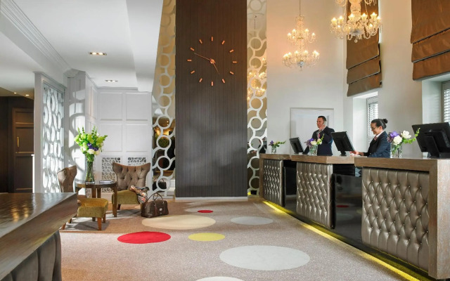 Castlecourt Hotel