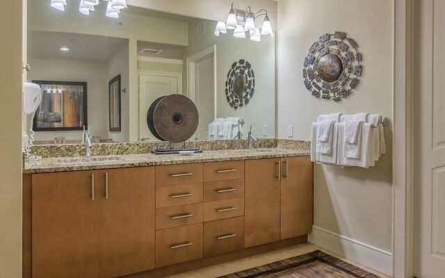 Turquoise Place Unit 1806D