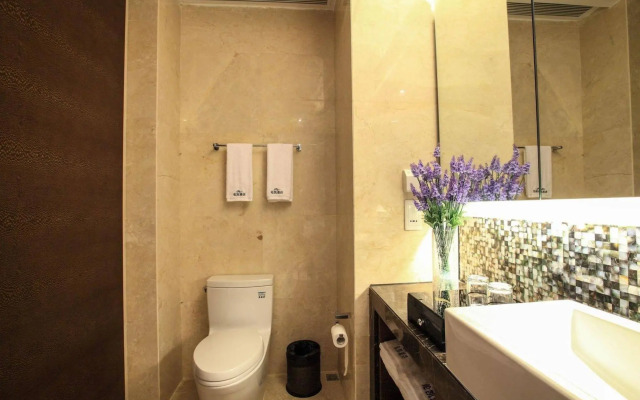 Lunkai International Hotel