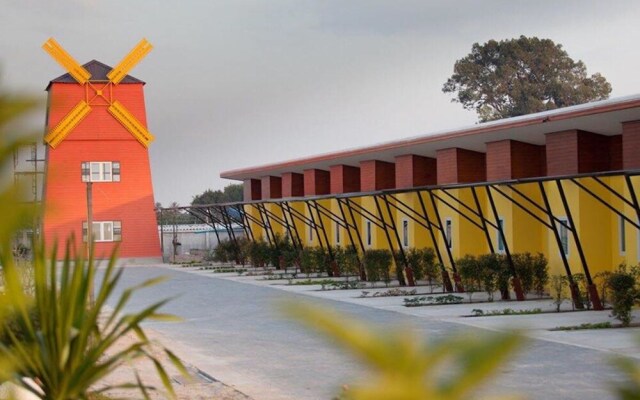 The Moonlight Resort