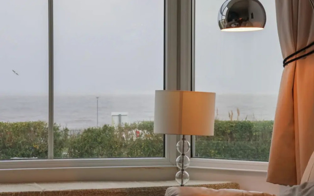 Sea Front Apartment