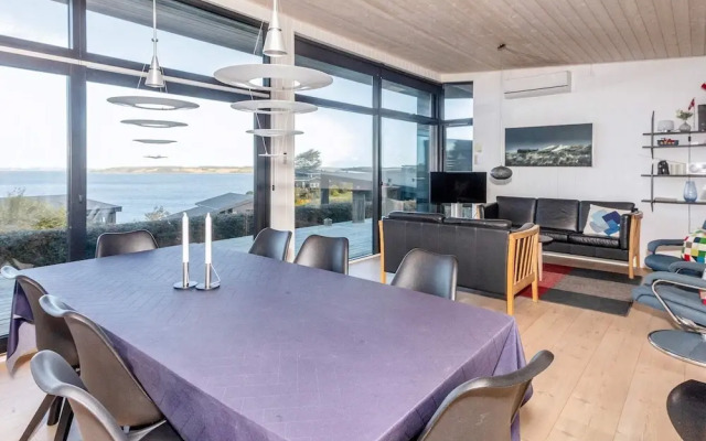 Simplistic Holiday Home in LÃ¸gstrup near Sea