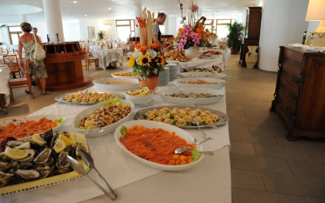 Pizzomunno Vieste Palace Hotel