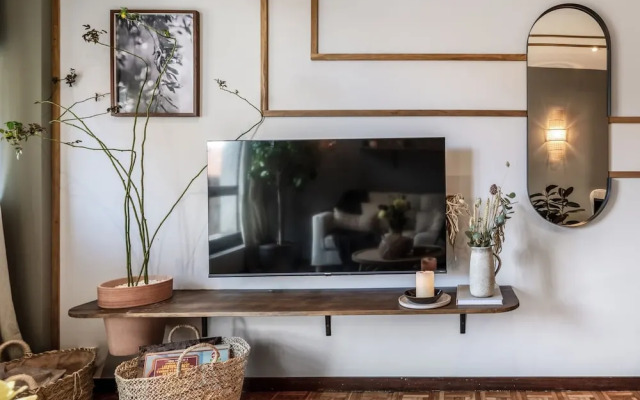 Beires - 1 Bedroom and Shared Pool in Almagro