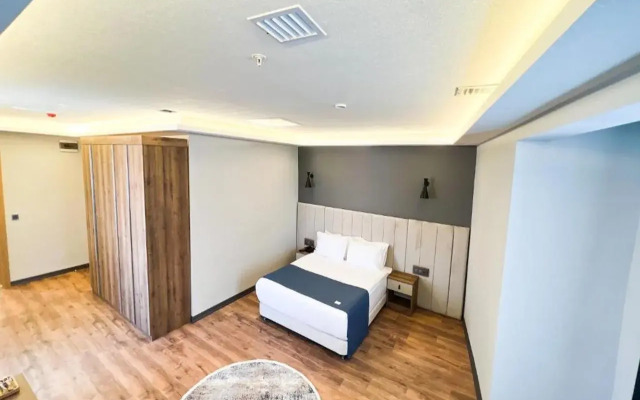 Nira Boutique Hotel