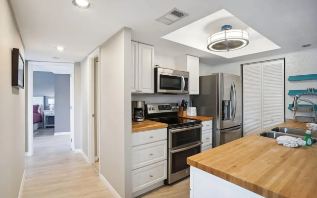 Land's End 1-306 Bay Front- Premier