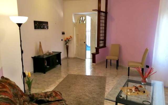 House With 2 Bedrooms In San Giovanni Montebello, With Terrace And Wifi 8 Km From The Beach