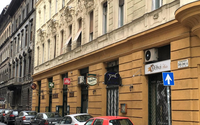 Zichy 34 Apartment