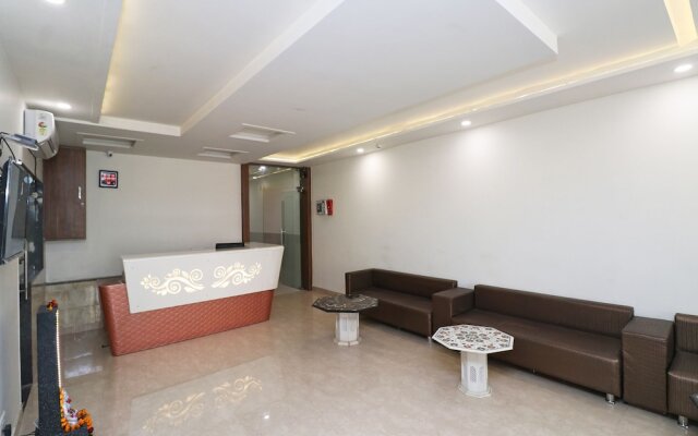 Capital O 28016 Hotel Big Dream