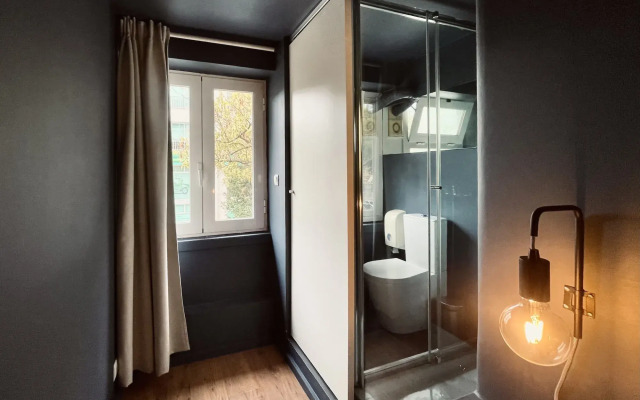 Avenue Rooms & Suites - Hostel