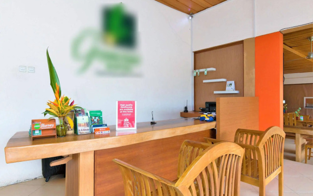 ZEN Rooms Lombok Raya Senggigi