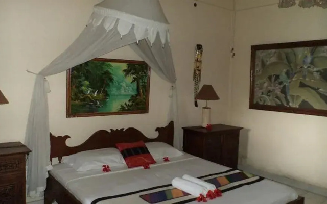 Ala's Green Lagoon Hotels