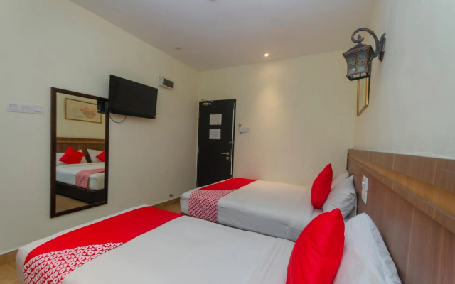 Super OYO 596 The Vintage Hotel