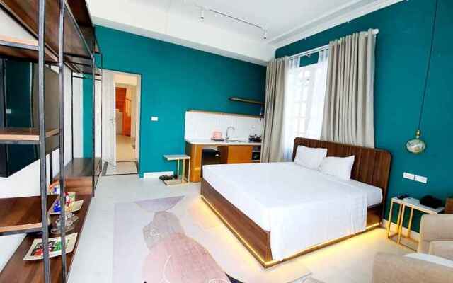 Corona Hanoi House