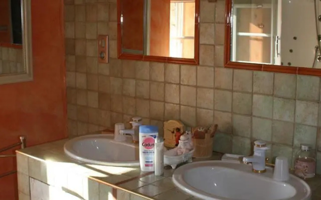 Chambre dhôte Les Claoues