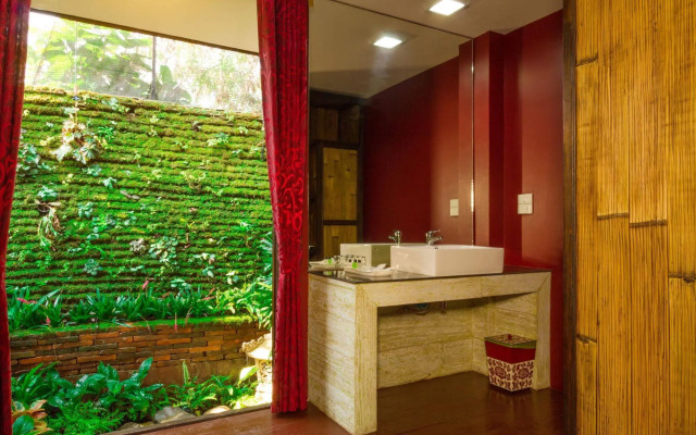 Laan Mai Fai Chang Resort