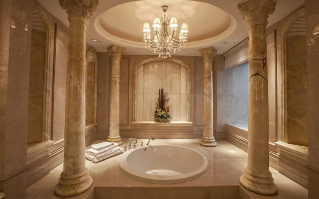 Jinling Jinding Grand Hotel Rugao