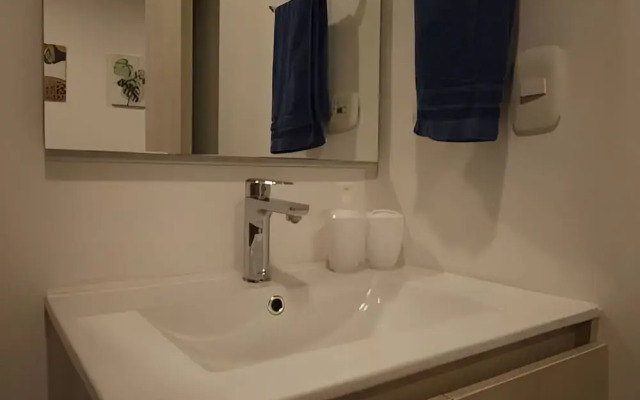 Hermoso Loft con balcón  1028
