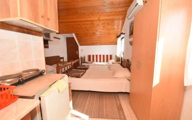 Malovic Apartments