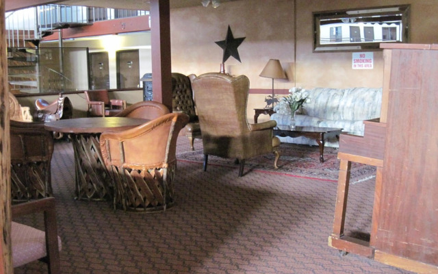 Dodge House Hotel & Convention Center