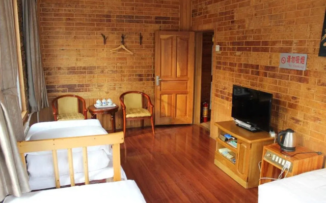 Changbai Mountain Hunting Resort Hotel