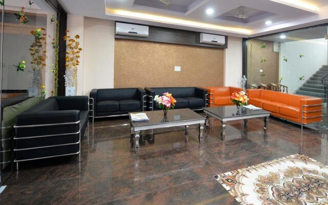 Collection O 3169 Hotel Lotus Grand