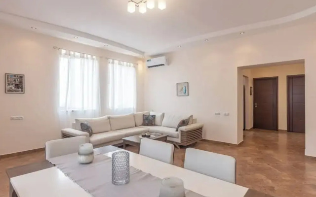 Stay Inn on Amiryan Str. 4/6