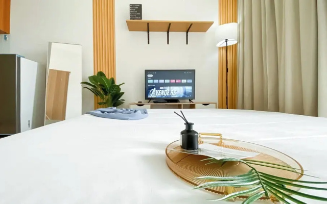 Modern Look Studio Apartment At M-Town Residence Near Sms Mall