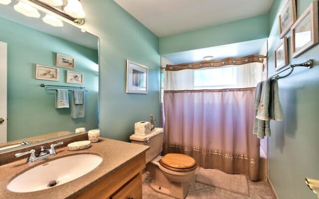 Sirena Waterfront 3 Bedroom Home by NFVH