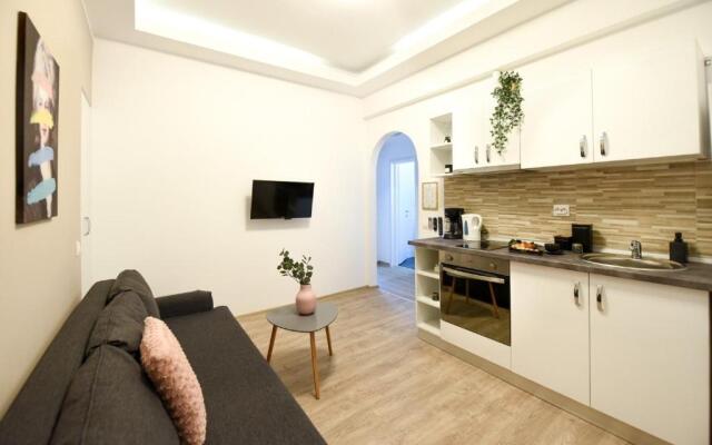 PASTEL HUES - Homey Central Apartment near Armeneasca