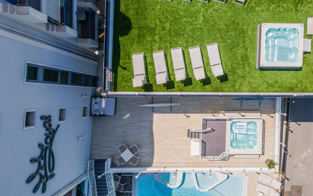 Royal Boutique Hotel