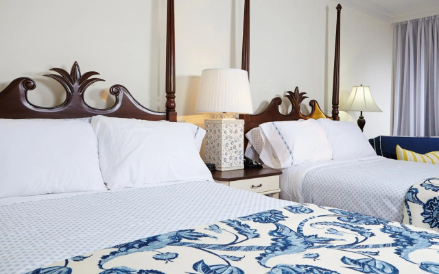 Inn at Pelican Bay