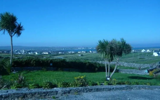 Ard Einne House