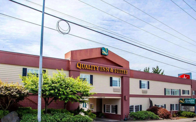 Quality Inn & Suites Bremerton near Naval Shipyard