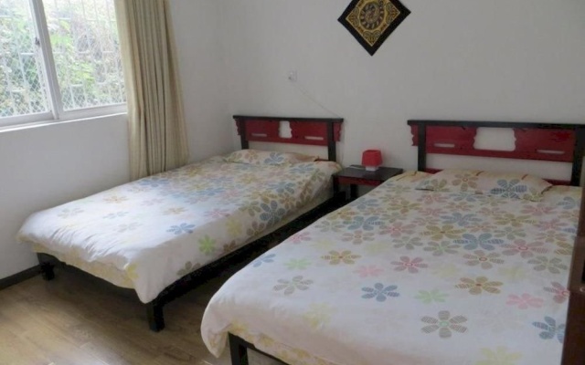 Hotel Dalifornia – Guest Rooms – Dali
