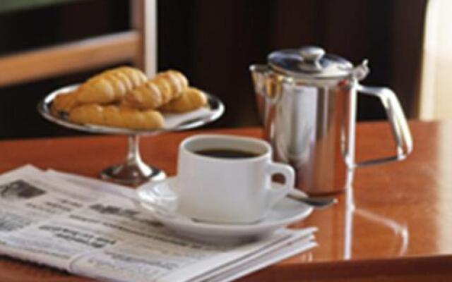 Elpida City Hotel
