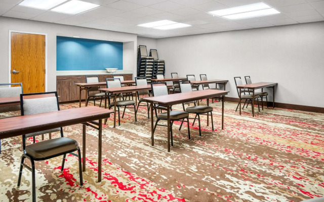 Hampton Inn Grand Rapids-North