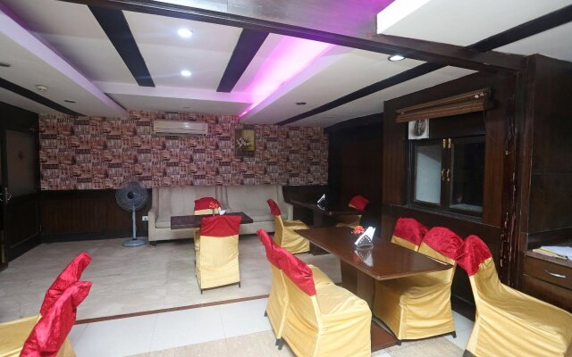 Tandoori Veg Hotel by OYO Rooms