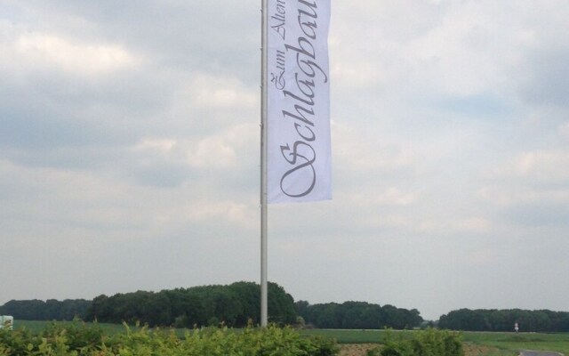 Zum Alten Schlagbaum Garni