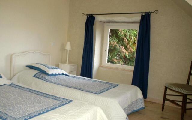 Gîte Cravant-les-Côteaux, 3 pièces, 4 personnes - FR-1-381-60