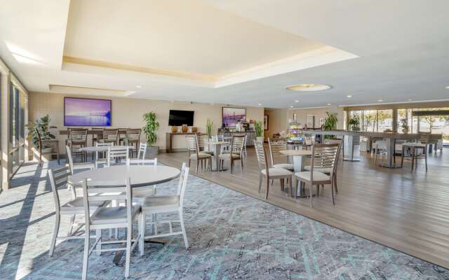 Best Western Plus Bayside Hotel