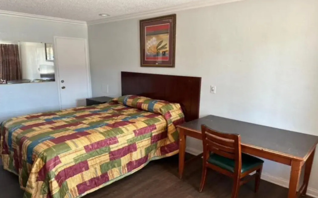Heritage Inn