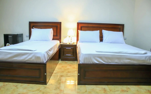 Midtown Hostel