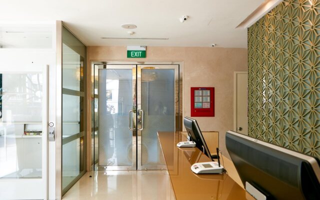 Hotel Clover 5 Hongkong Street (SG Clean)