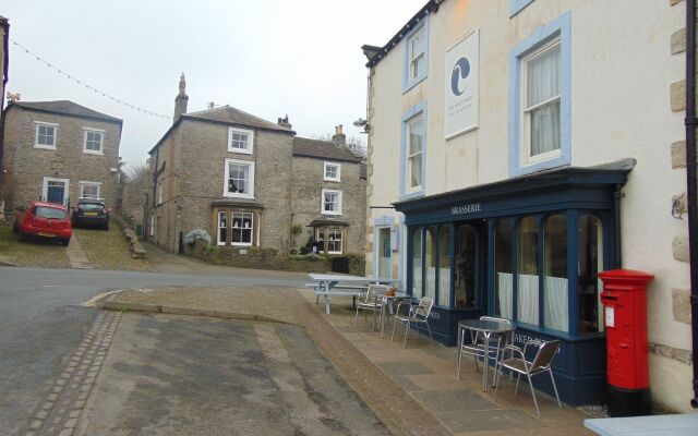 The Wensleydale Hotel