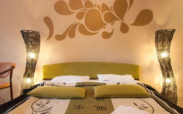 Home-Hotel Konstantinovskaya 44