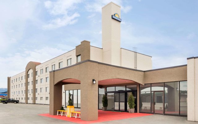 Days Inn & Conference Centre by Wyndham Cranbrook