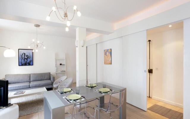 Sleek Apartments near Saint Germain